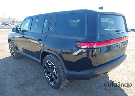 2025 Rivian R1S Adventure Dual Motor Large Pack/Adventure Dual Motor Max Pack z USA, uszkodzony, nr VIN 7PDSGBBA5SN055497